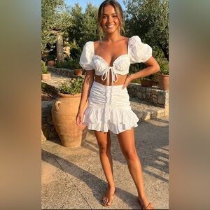 NWT! Rosevelvet Boutique Brand Crop Top with Underwire & Mini Skirt in Off White